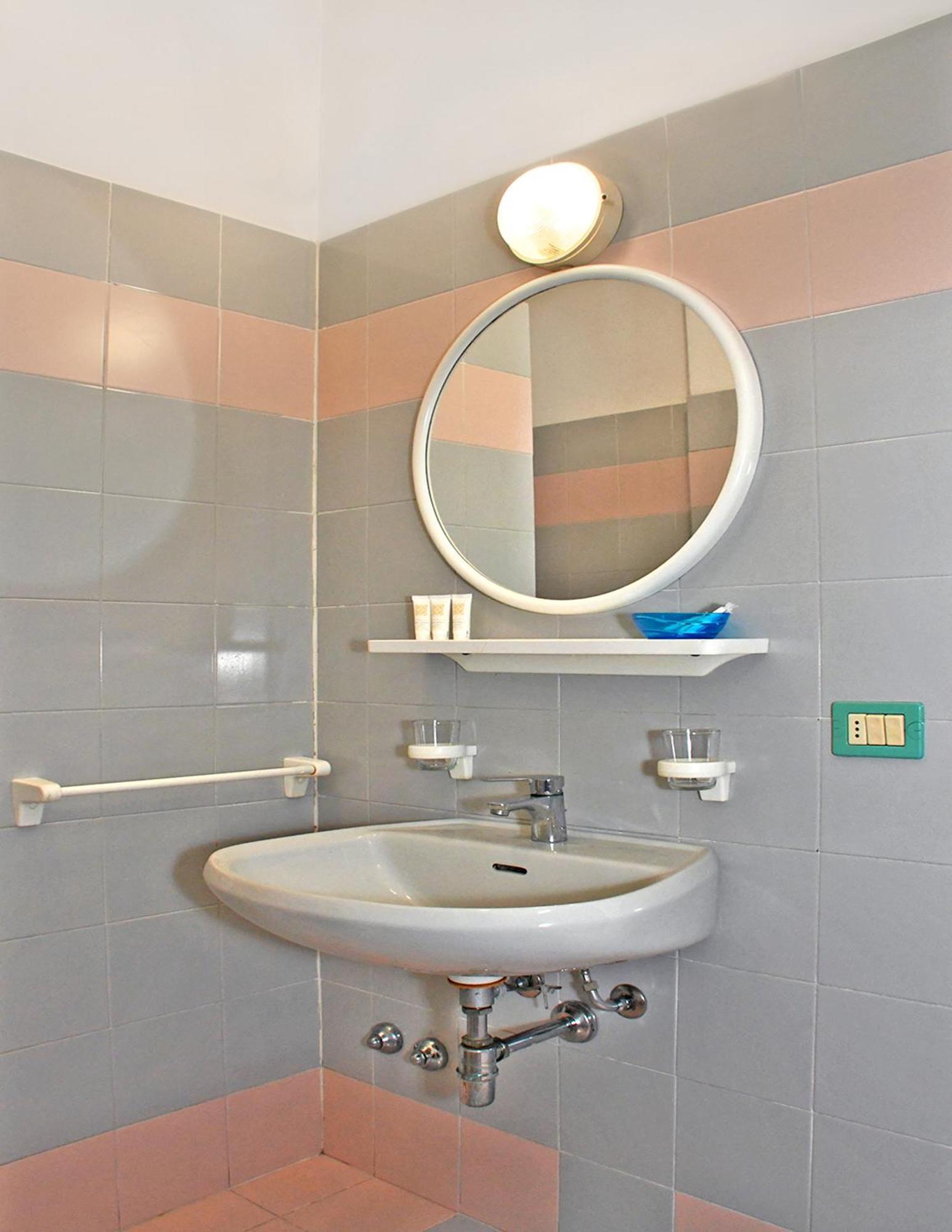 Hotel Exclusive In Pieno Centro - Nuova Gestione 2025 Riccione Exterior photo
